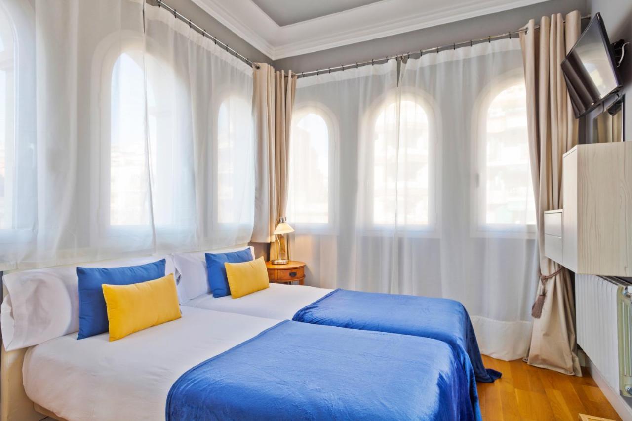 Villa Victoria Barcelona Luaran gambar